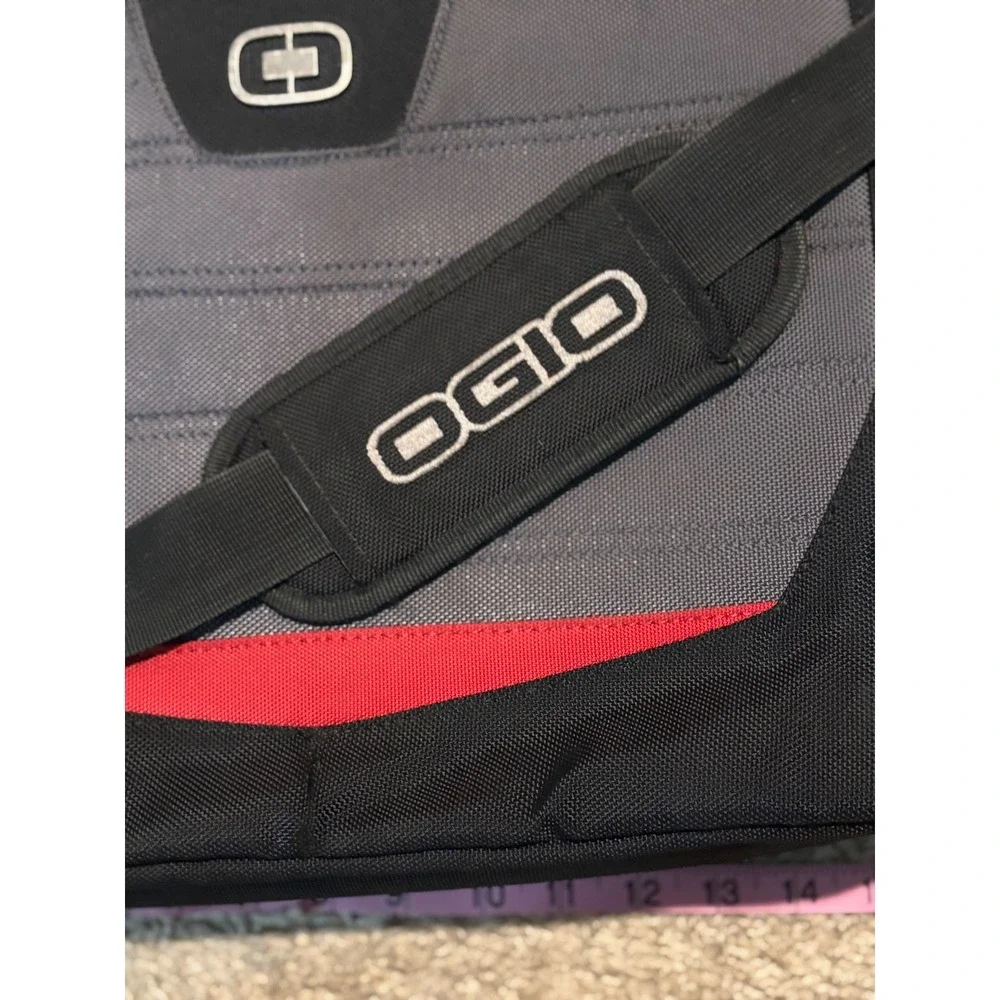 Ogio Black Laptop Bag Messenger Briefcase Adjustable Strap Business‎ Travel